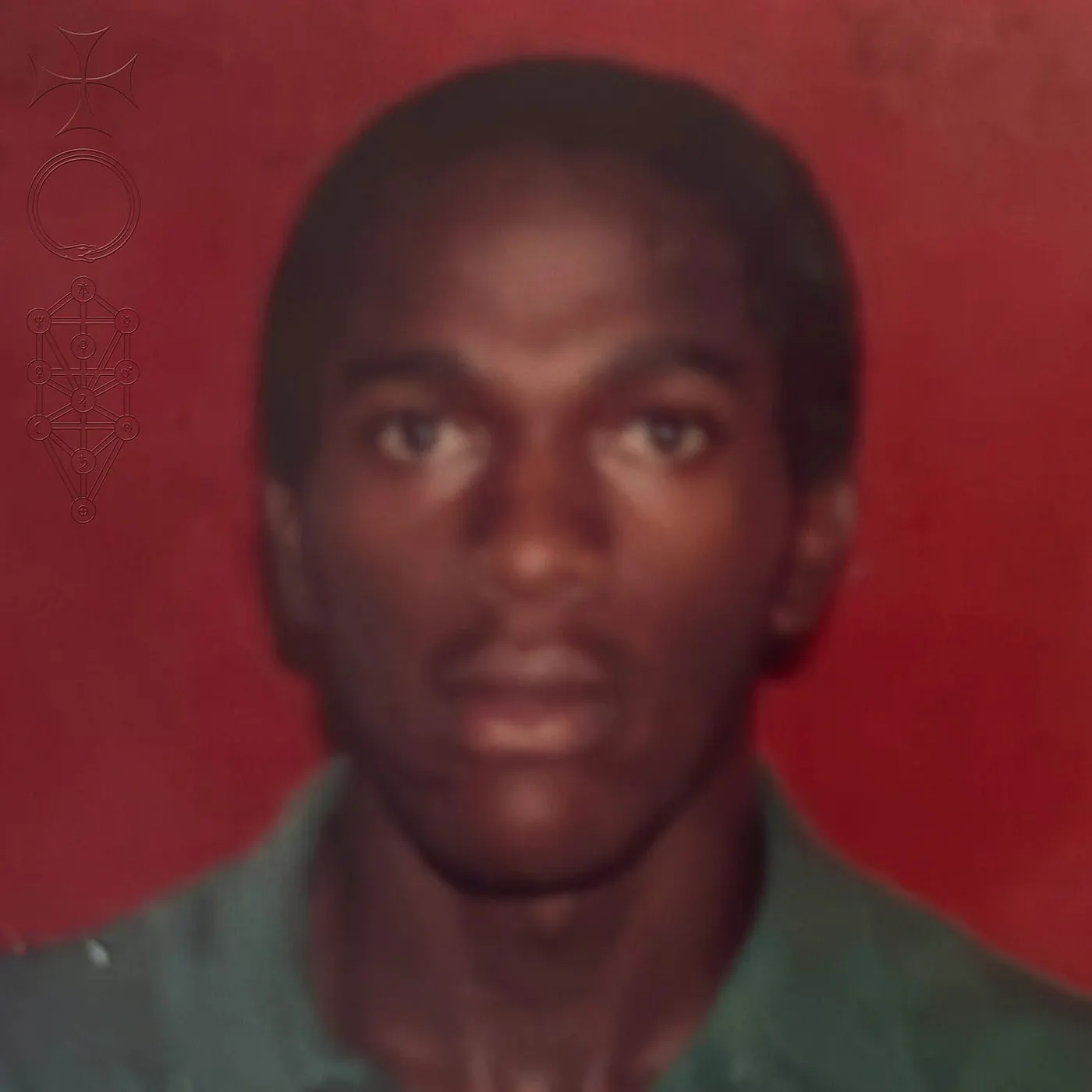 Recensione di Son of Spergy, il nuovo album di Daniel Caesar: un viaggio spirituale tra fede, famiglia e redenzione.