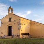 Assemini si Risveglia nella sua Identità: La Ceramica Entra nella Città e Diventa Voce, Paesaggio e Memoria