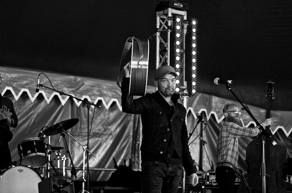 ben watt and bernard butler live at the fieldday festival in london 27050561004 o