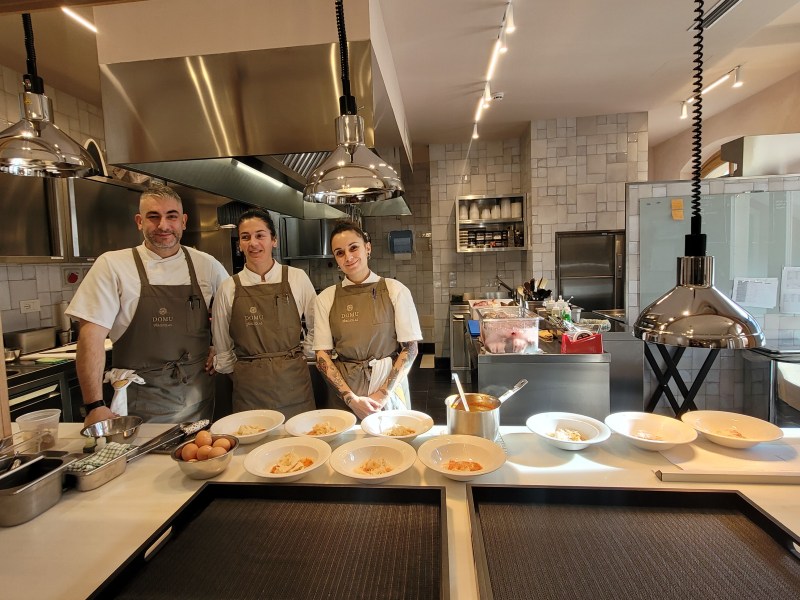 Interno del ristorante Domu di Argiolas