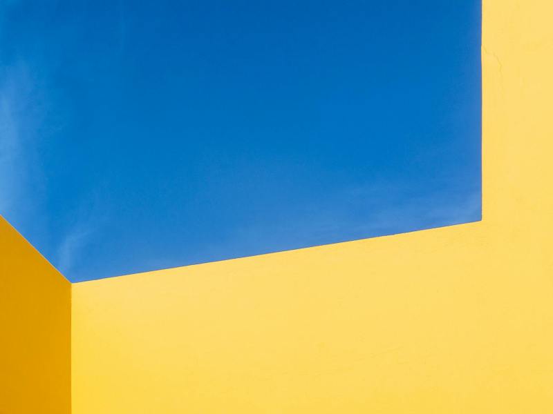 abstract yellow and blue geometric design