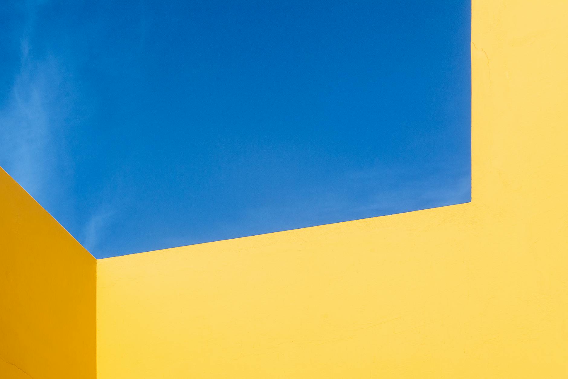 abstract yellow and blue geometric design